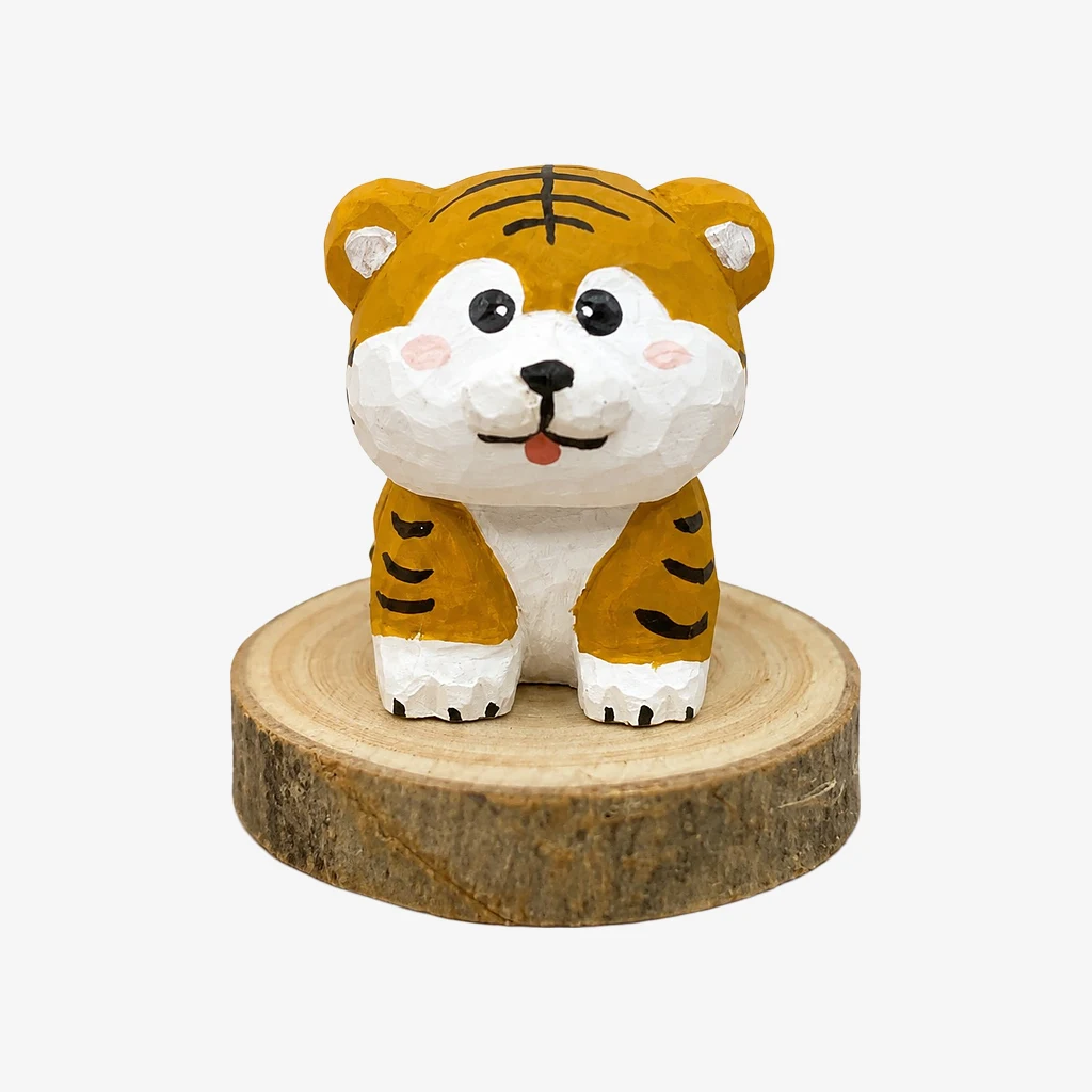 Figurines d'animaux en bois sculptées à la main