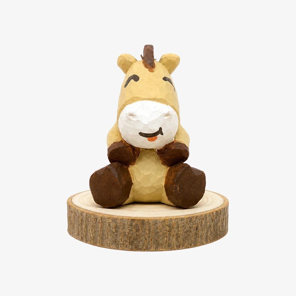 Figurines d'animaux en bois sculptées à la main