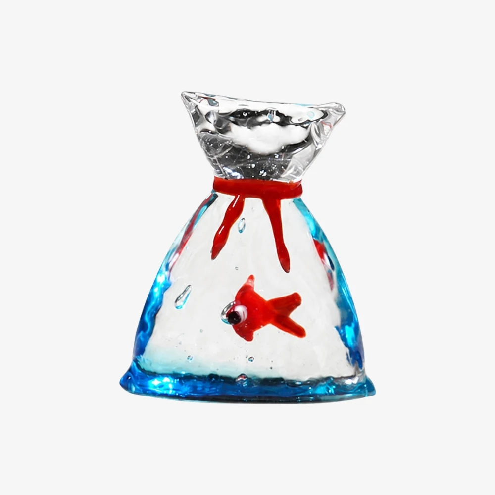 Ornement triangulaire en verre fait main en forme de poisson rouge, style C