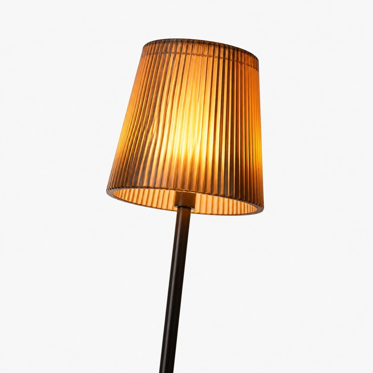 Angled ribbed amber shade close view