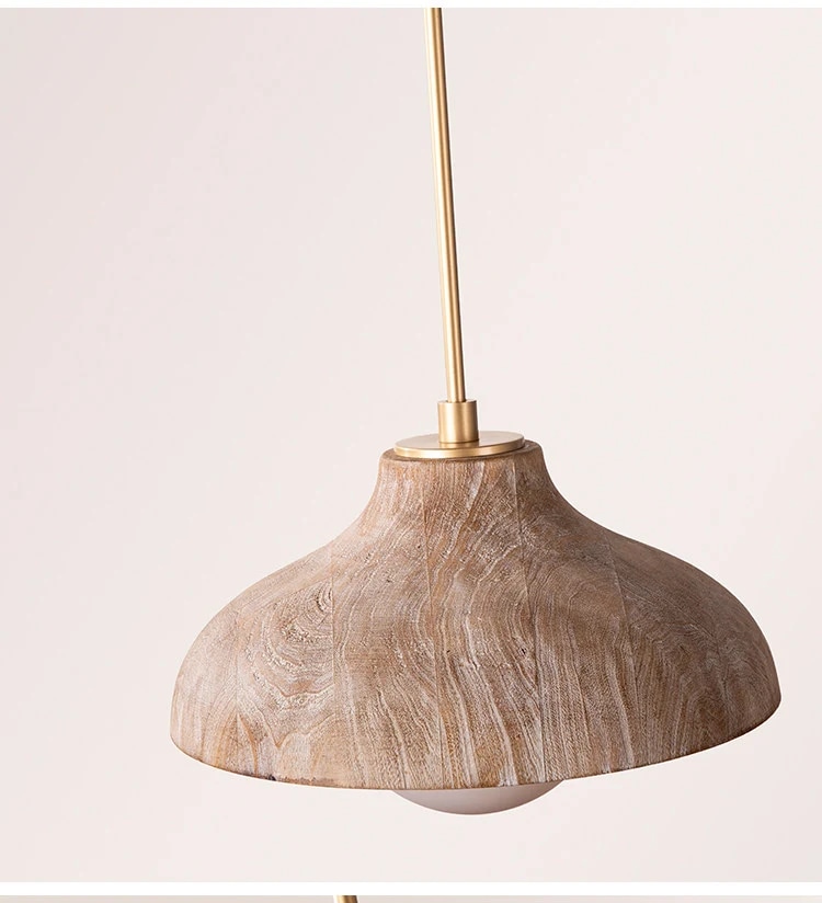 Vista de cerca de la pantalla colgante con textura de madera