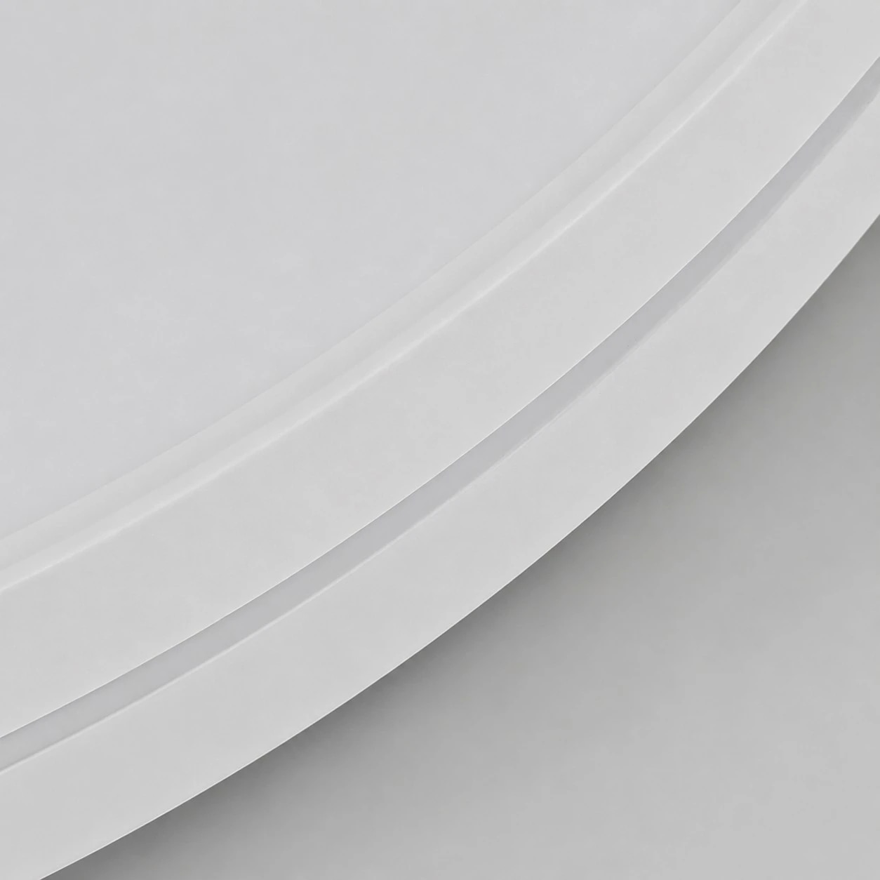 Layered acrylic edge detail