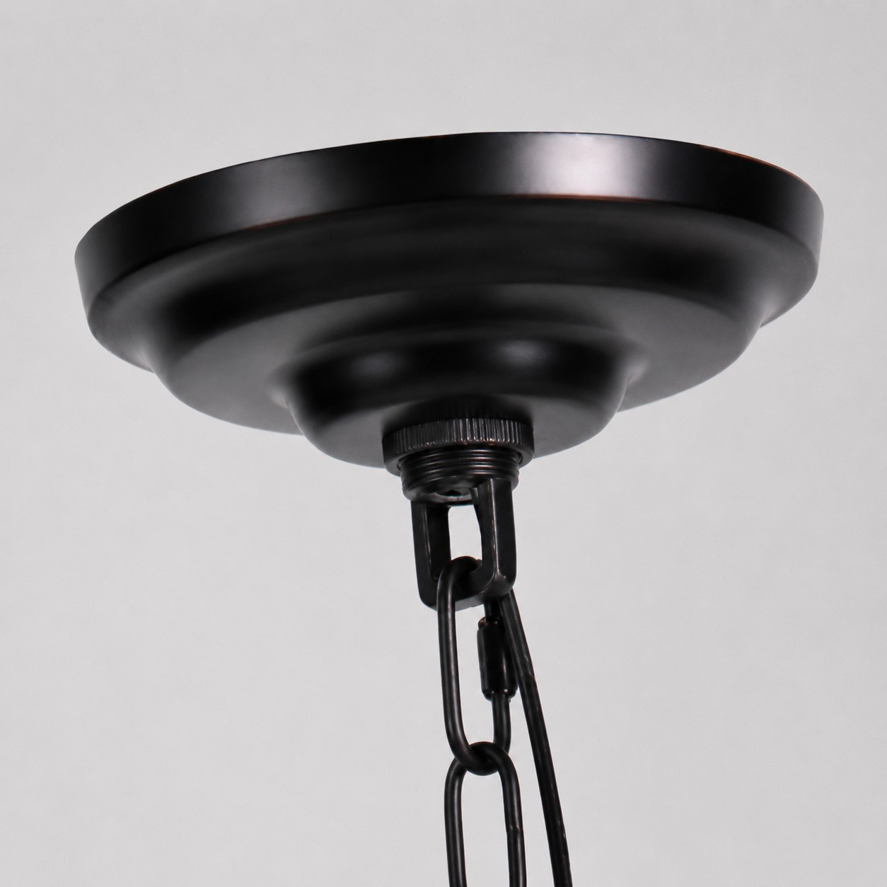 Lustre de vitral com quatro luzes - detalhe do material