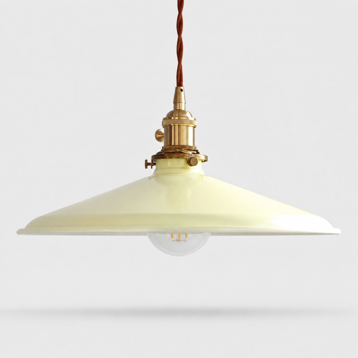 Abajur pendente raso amarelo creme