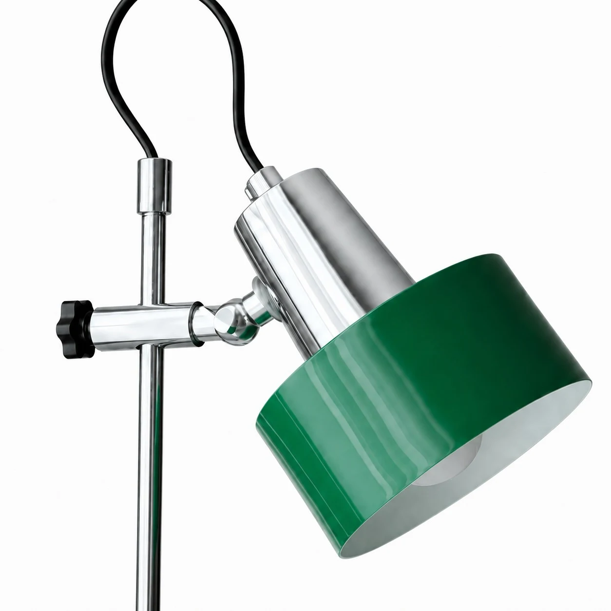 Dettaglio vintage della tenda regolabile verde