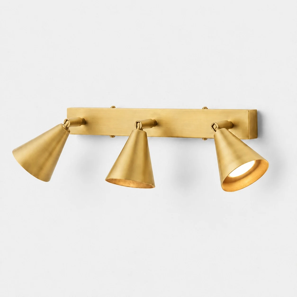 3 Heads Brass style