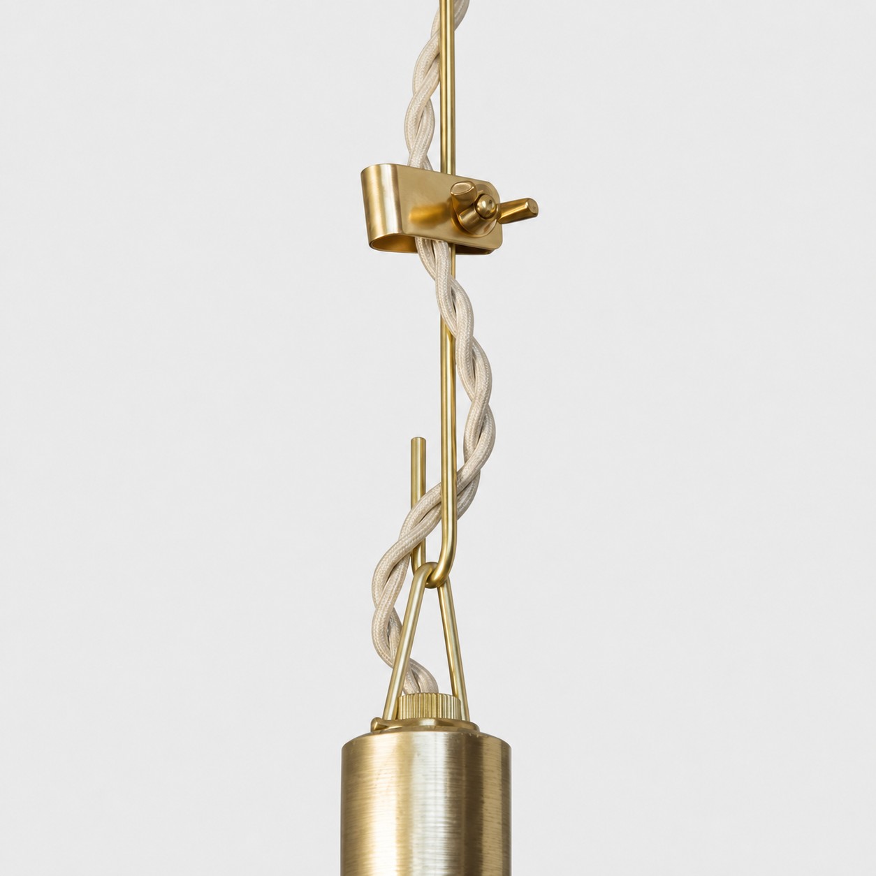Hook pendant cord detail