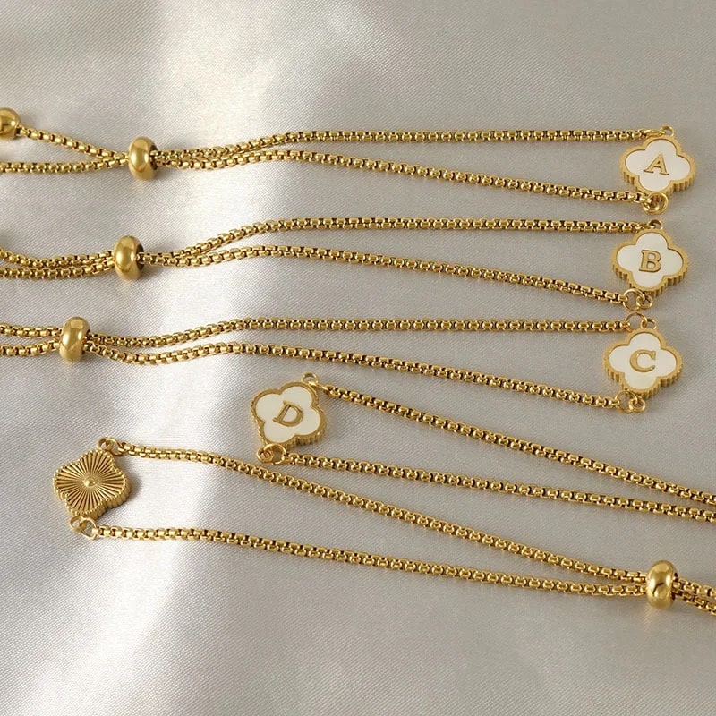 Clover Necklace