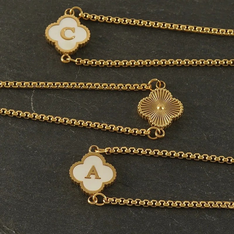 Clover Necklace
