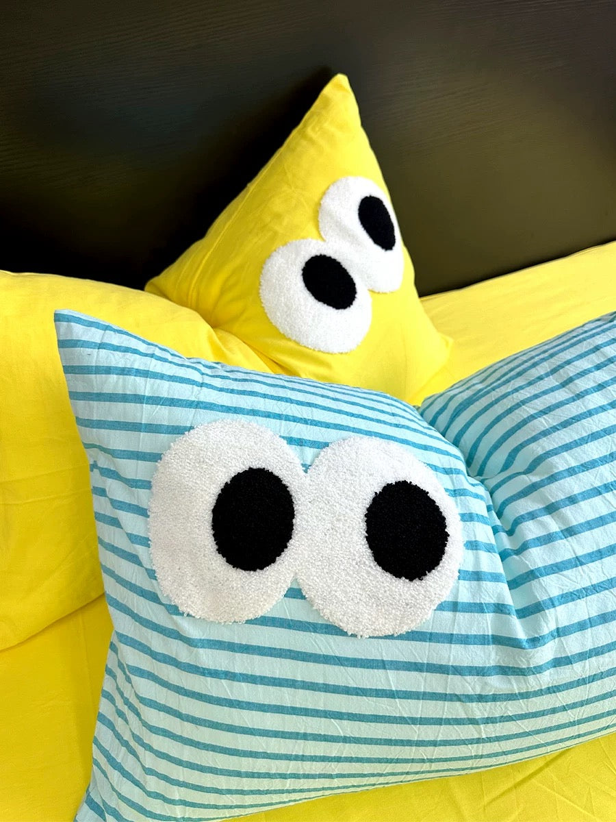 Big Eyes Bedding Set