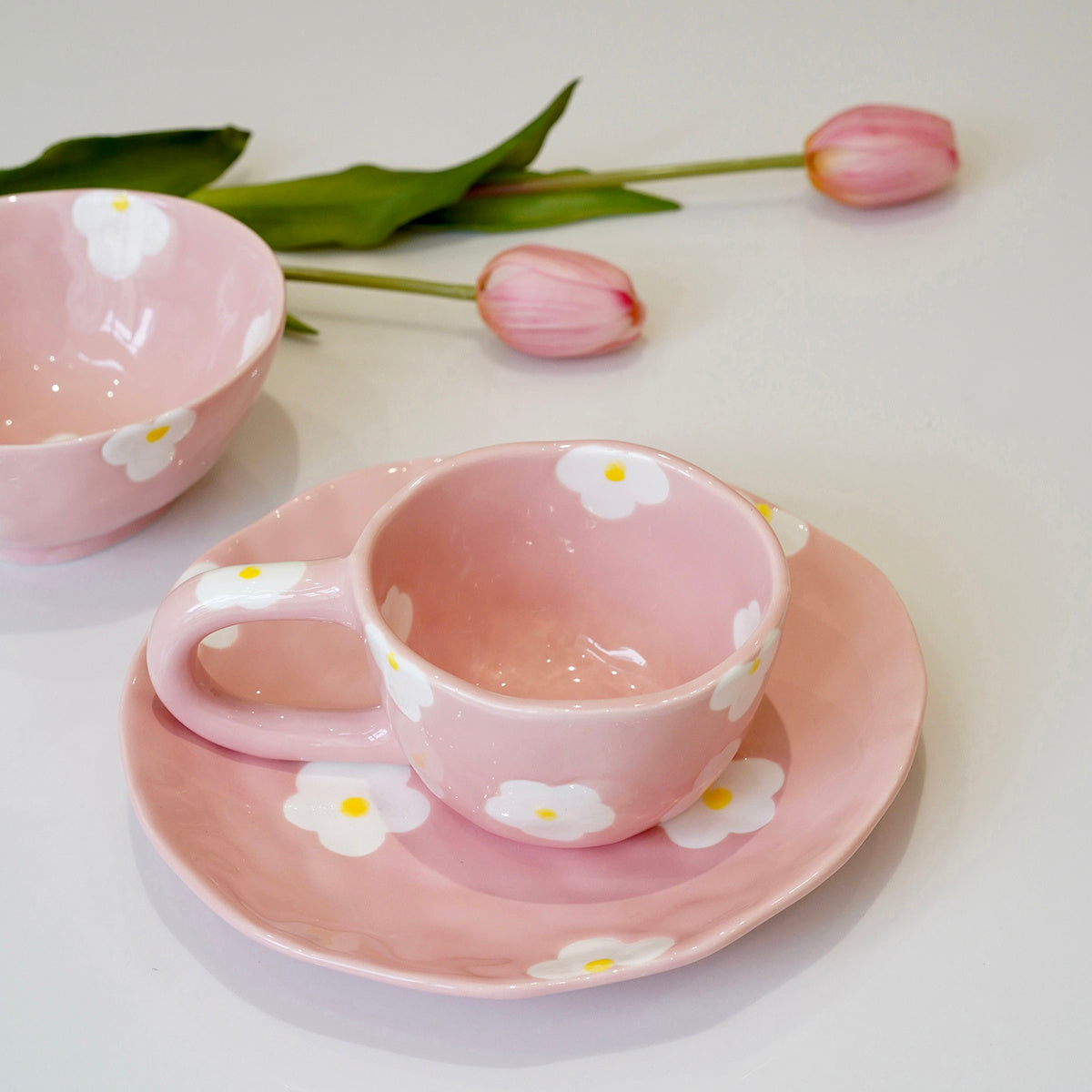 Hand-Painted Floral Porcelain Cup and Saucer Set &ndash; Vibrant Design
