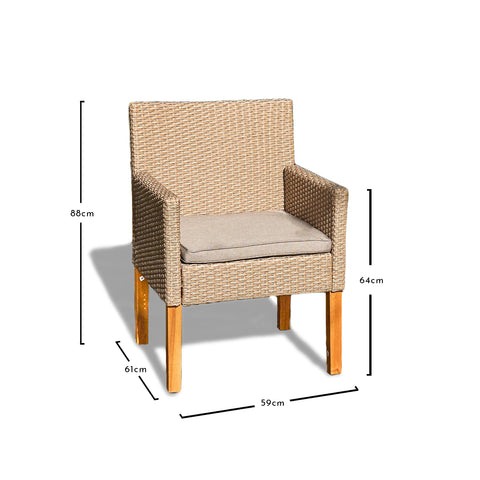 Mesa Lennox com 6 cadeiras de jantar Oliver e 2 poltronas com guarda-sol creme.