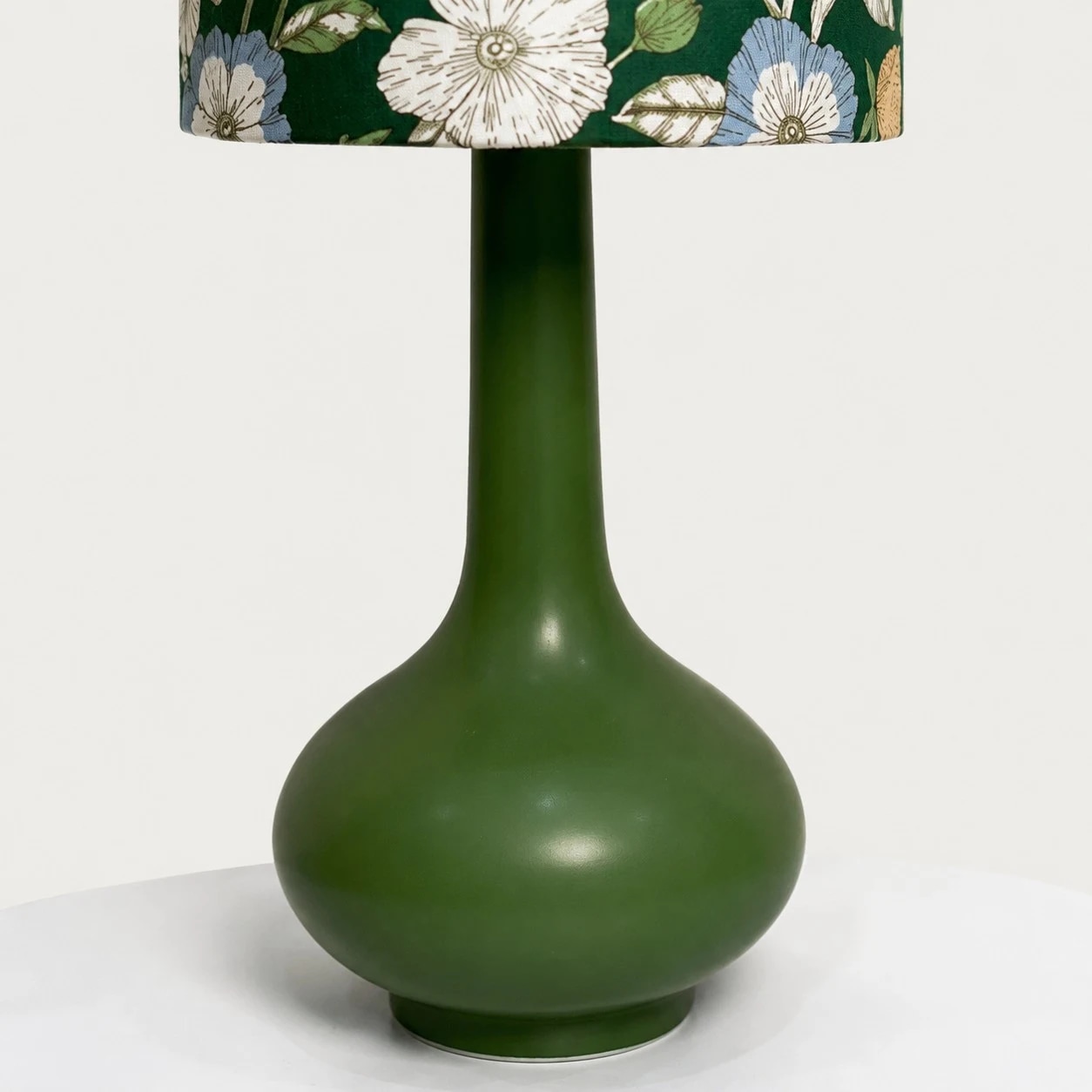 Vintage Floral Fabric Table Lamp