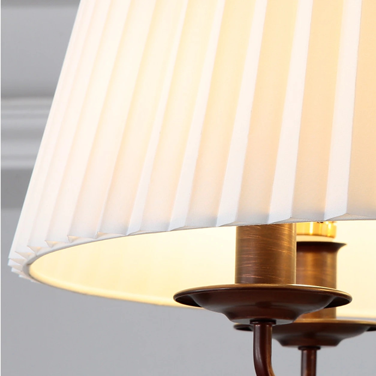 Close view of the Tela pleated fabric shade