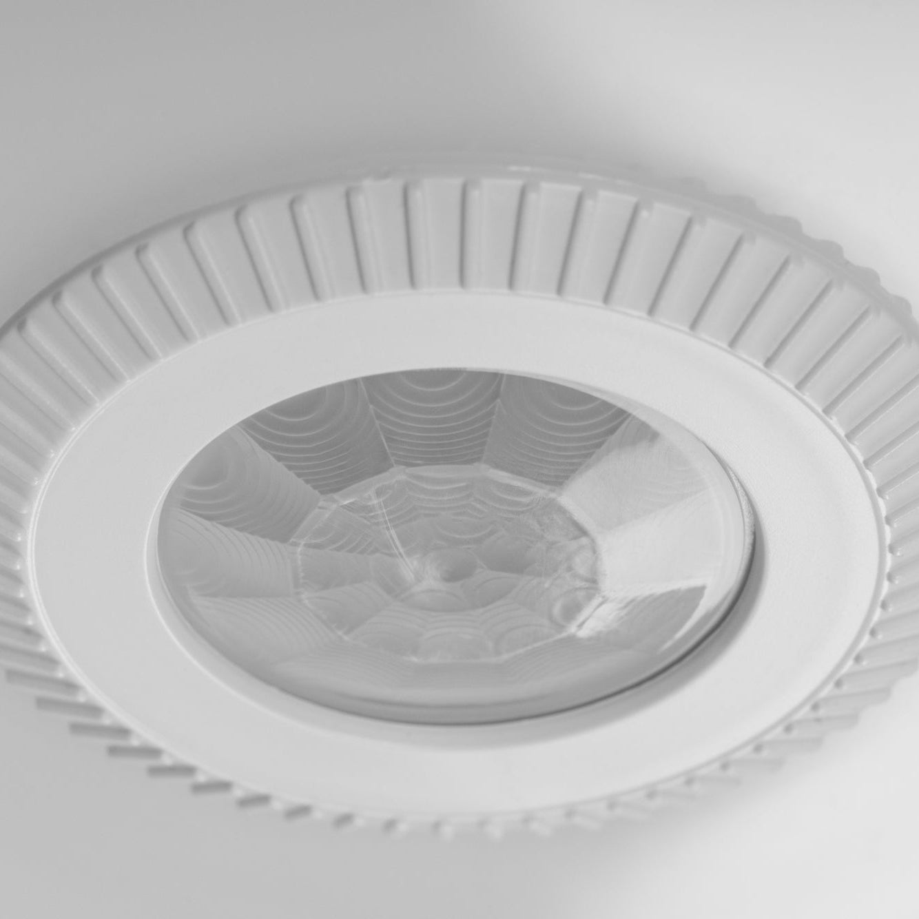 RIZZO White Round Ceiling Light With Motion Sensor