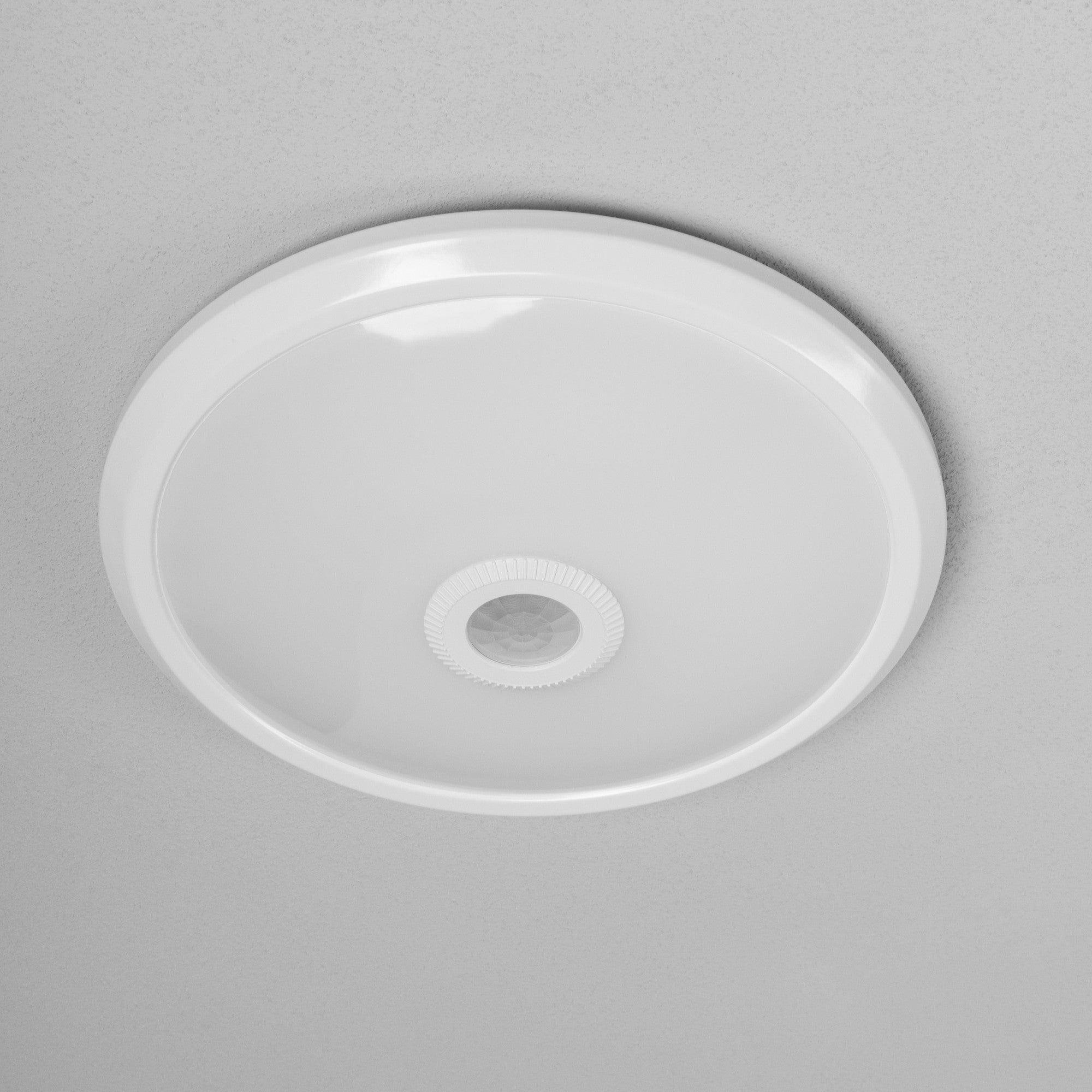 RIZZO White Round Ceiling Light With Motion Sensor