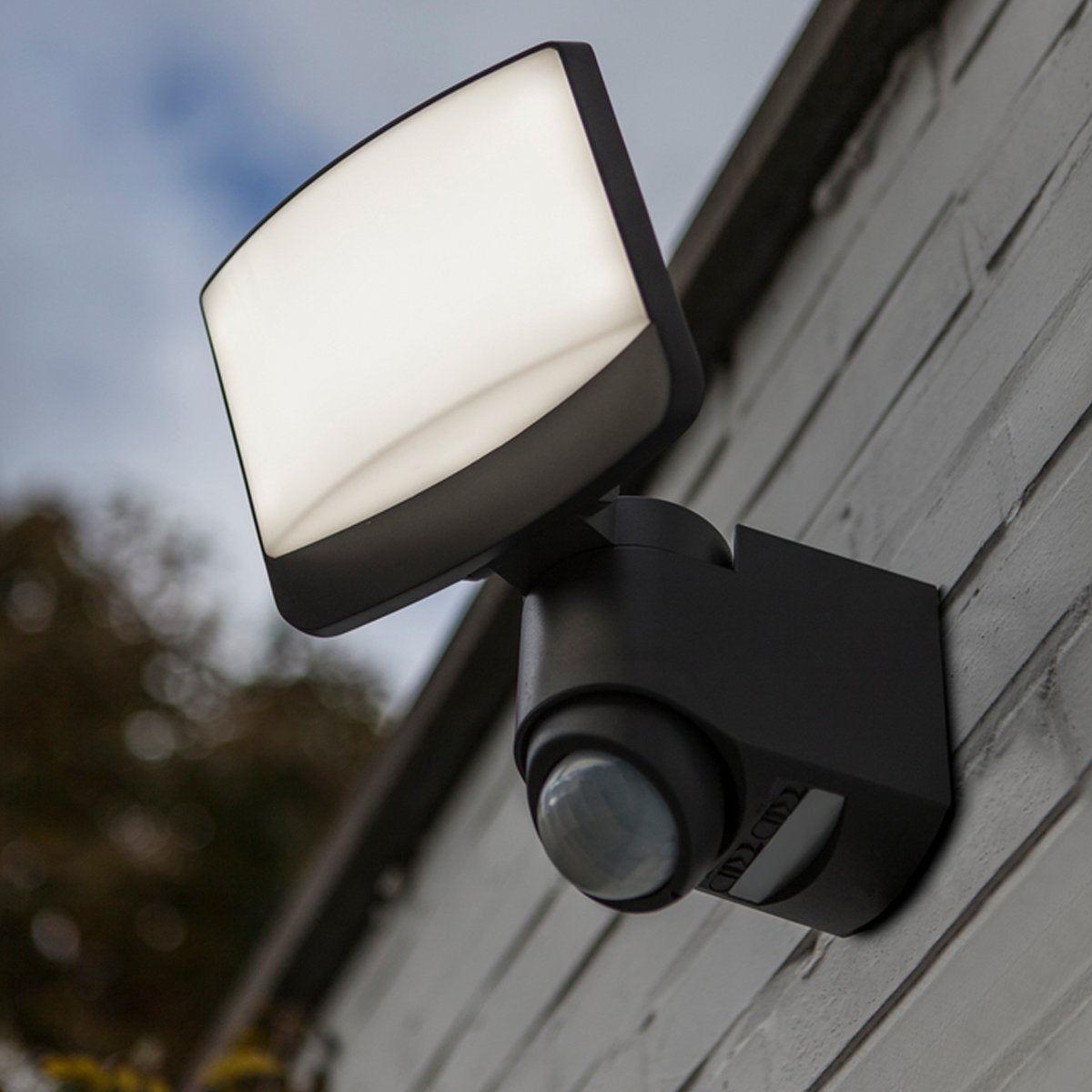 SUNSHINE Grey Medium LED Flood Light With Motion Sensor